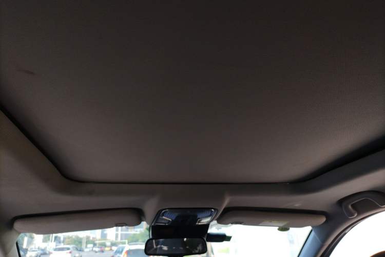 Used CHANGAN OSHAN COS1 2020 1.5T Automatic Rocket Exploration Limited Edition 7-Seater Headliner