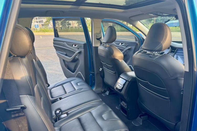 Used CHANGAN OSHAN COS1 2020 GT 2.0T Automatic YueShang Model 7 Seats Interior 7