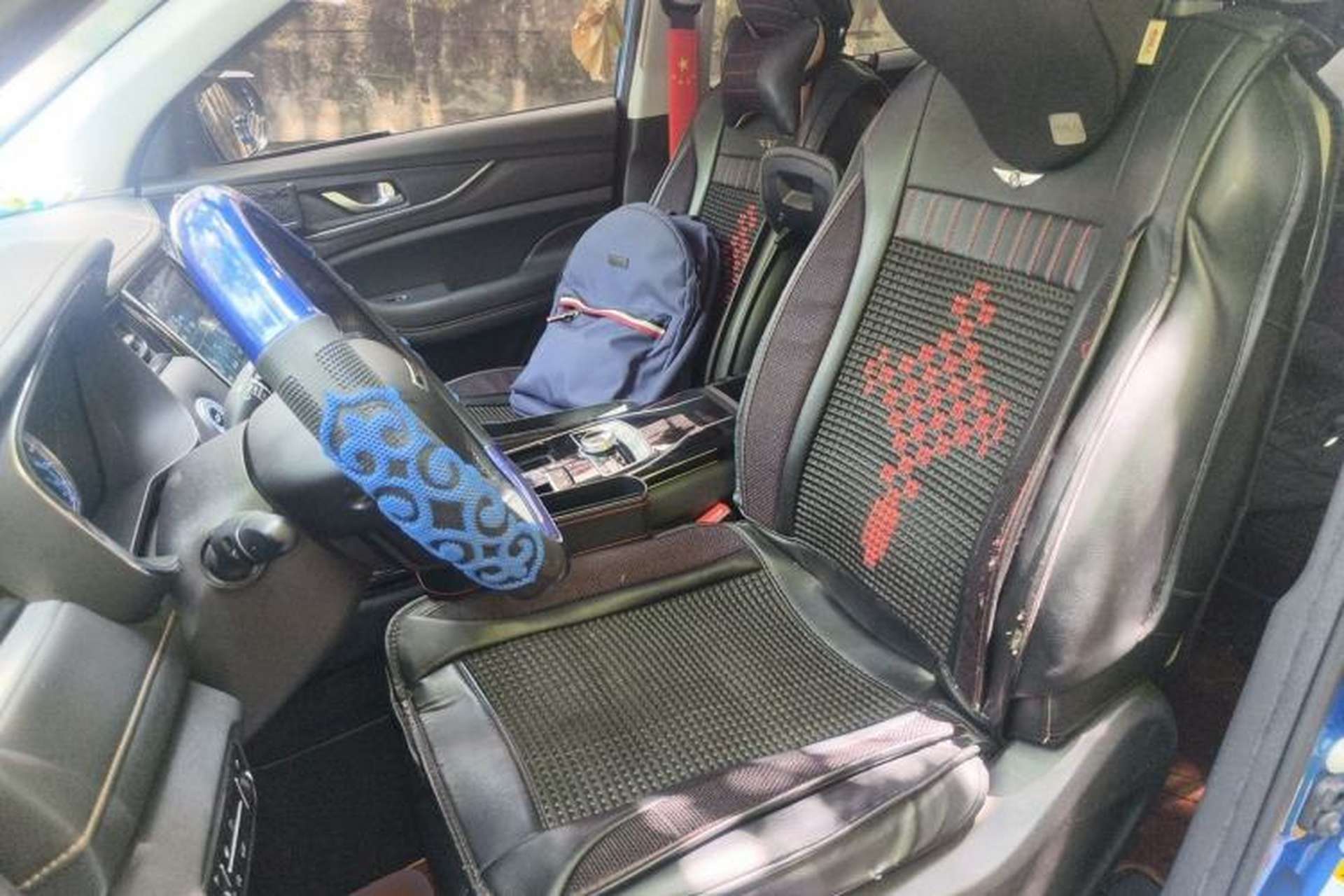 Used CHANGAN OSHAN COS1 2020 GT 2.0T Automatic Fashionable Smart Connectivity 7-Seater Left Front Seat