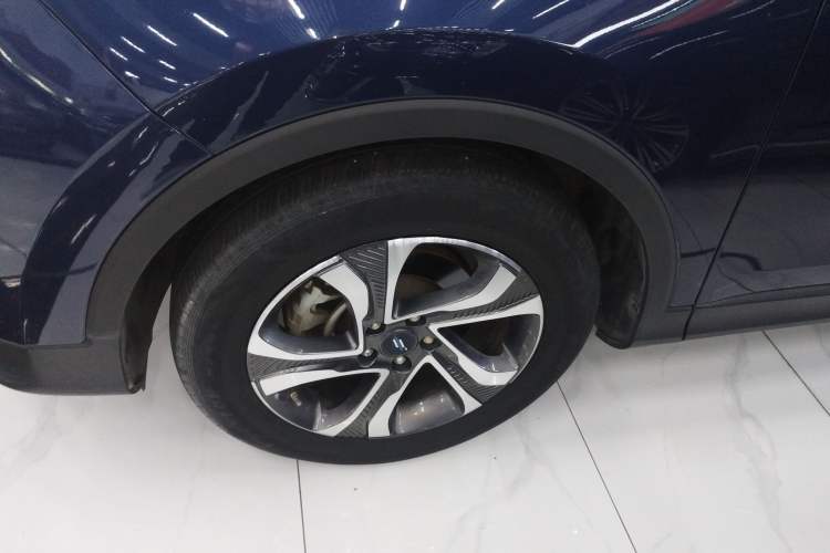 Used CHANGAN OSHAN COS1 2020 1.5T Automatic YueShang Model 7 Seats Left Front Wheel Hub