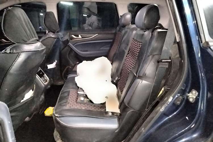 Used CHANGAN OSHAN COS1 2020 1.5T Manual YueShang Model 7 Seats Left Rear Seat