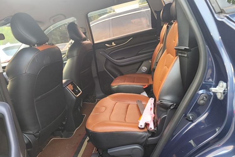 Used CHANGAN OSHAN COS1 2020 1.5T Manual Fashion Edition 7-Seater Left Rear Seat