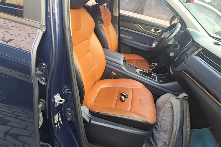 Used CHANGAN OSHAN COS1 2020 1.5T Manual Fashion Edition 7-Seater Right Front Seat