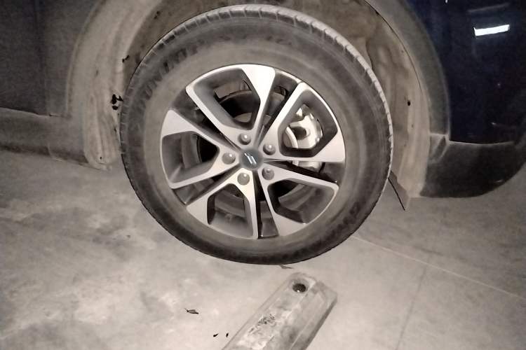 Used CHANGAN OSHAN COS1 2020 1.5T Manual YueShang Model 7 Seats Right Front Wheel Hub