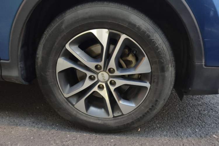 Used CHANGAN OSHAN COS1 2020 1.5T Manual YueShang Model 7 Seats Right Front Wheel Hub