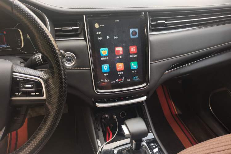 Used CHANGAN OSHAN COS1 2020 1.5T Automatic YueShang Model 5 Seats Audio And AC Panel
