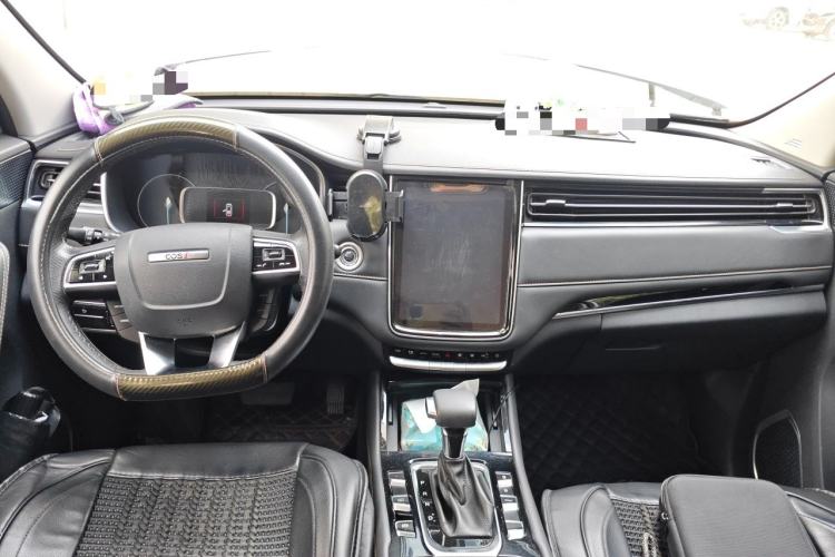 Used CHANGAN OSHAN COS1 2020 1.5T Automatic YueShang Model 7 Seats Center Console