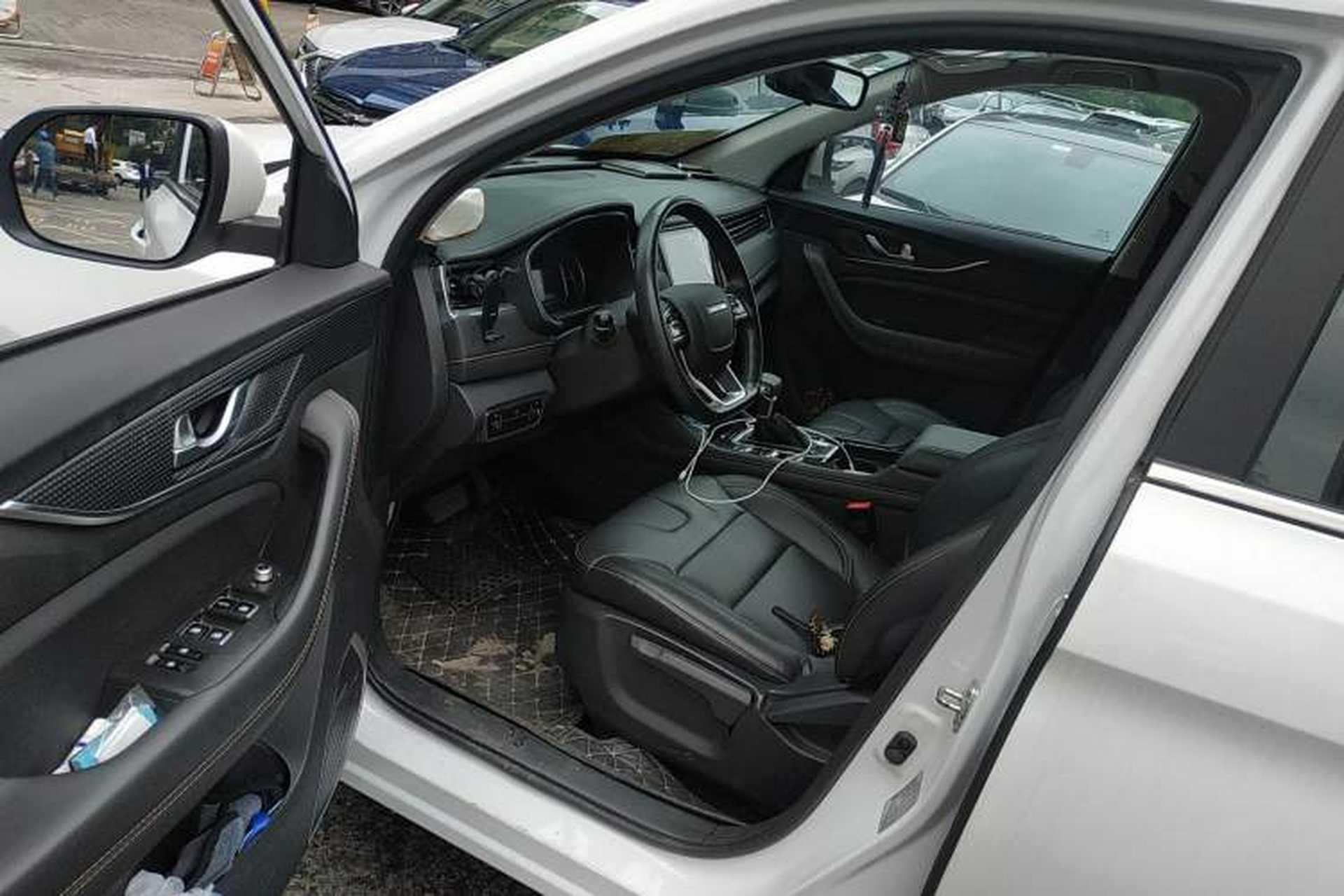 Used CHANGAN OSHAN COS1 2020 1.5T Automatic YueShang Model 7 Seats Driver Seat
