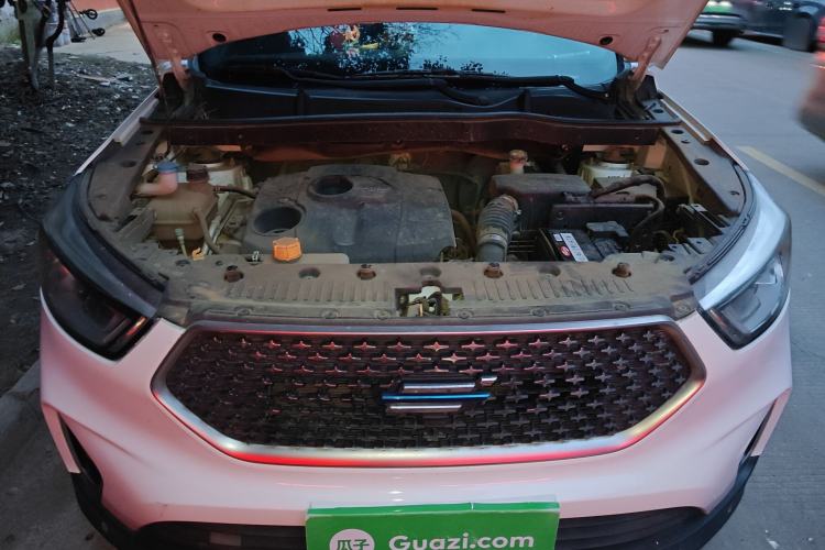 Used CHANGAN OSHAN COS1 2020 1.5T Manual Fashionable Smart Connectivity 7-Seater Engine Bay