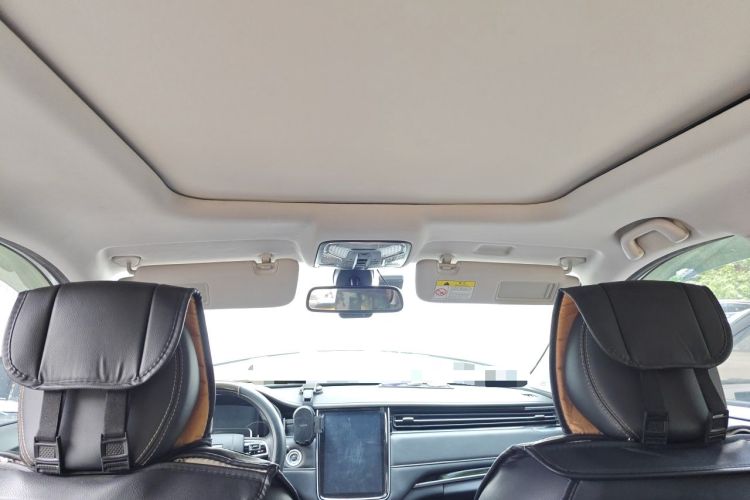 Used CHANGAN OSHAN COS1 2020 1.5T Automatic YueShang Model 7 Seats Headliner