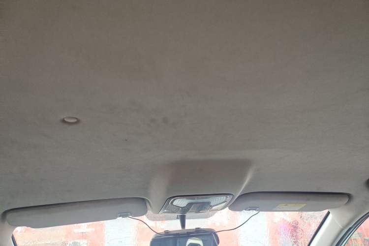 Used CHANGAN OSHAN COS1 2020 1.5T Manual Fashion Edition 6 Seats Headliner