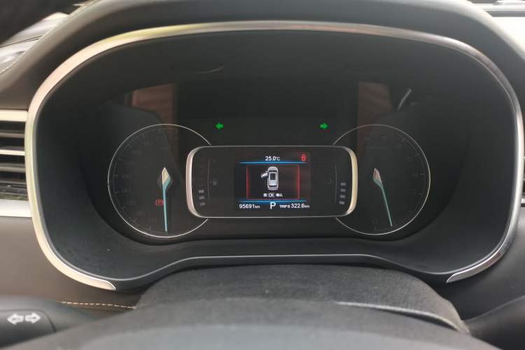 Used CHANGAN OSHAN COS1 2020 1.5T Automatic YueShang Model 5 Seats Instrument Cluster