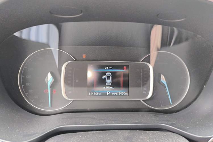 Used CHANGAN OSHAN COS1 2020 GT 2.0T Automatic Luxury 7-Seater Instrument Cluster