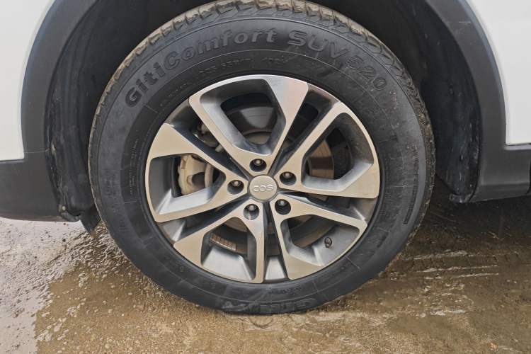 Used CHANGAN OSHAN COS1 2020 1.5T Manual Fashion Edition 6 Seats Left Front Wheel Hub