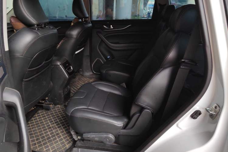 Used CHANGAN OSHAN COS1 2020 1.5T Automatic YueShang Model 6 Seats Left Rear Seat