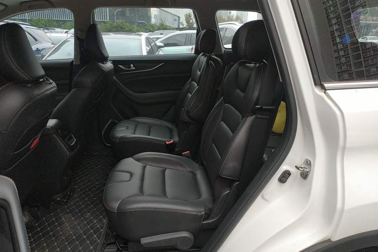 Used CHANGAN OSHAN COS1 2020 1.5T Automatic YueShang Model 7 Seats Left Rear Seat