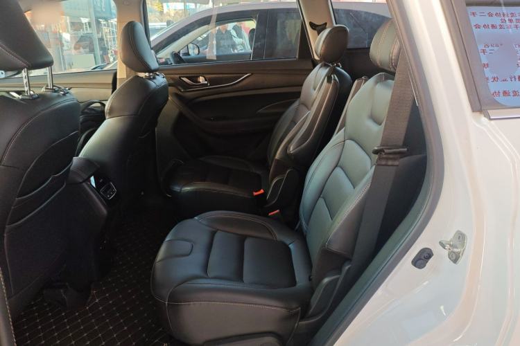 Used CHANGAN OSHAN COS1 2020 GT 2.0T Automatic YueShang Model 7 Seats Left Rear Seat