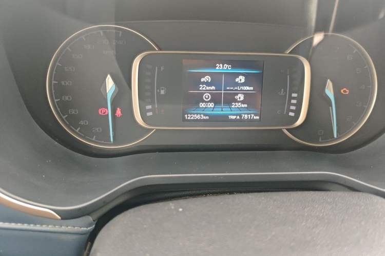 Used CHANGAN OSHAN COS1 2020 1.5T Manual Fashion Edition 6 Seats Odometer Close Up