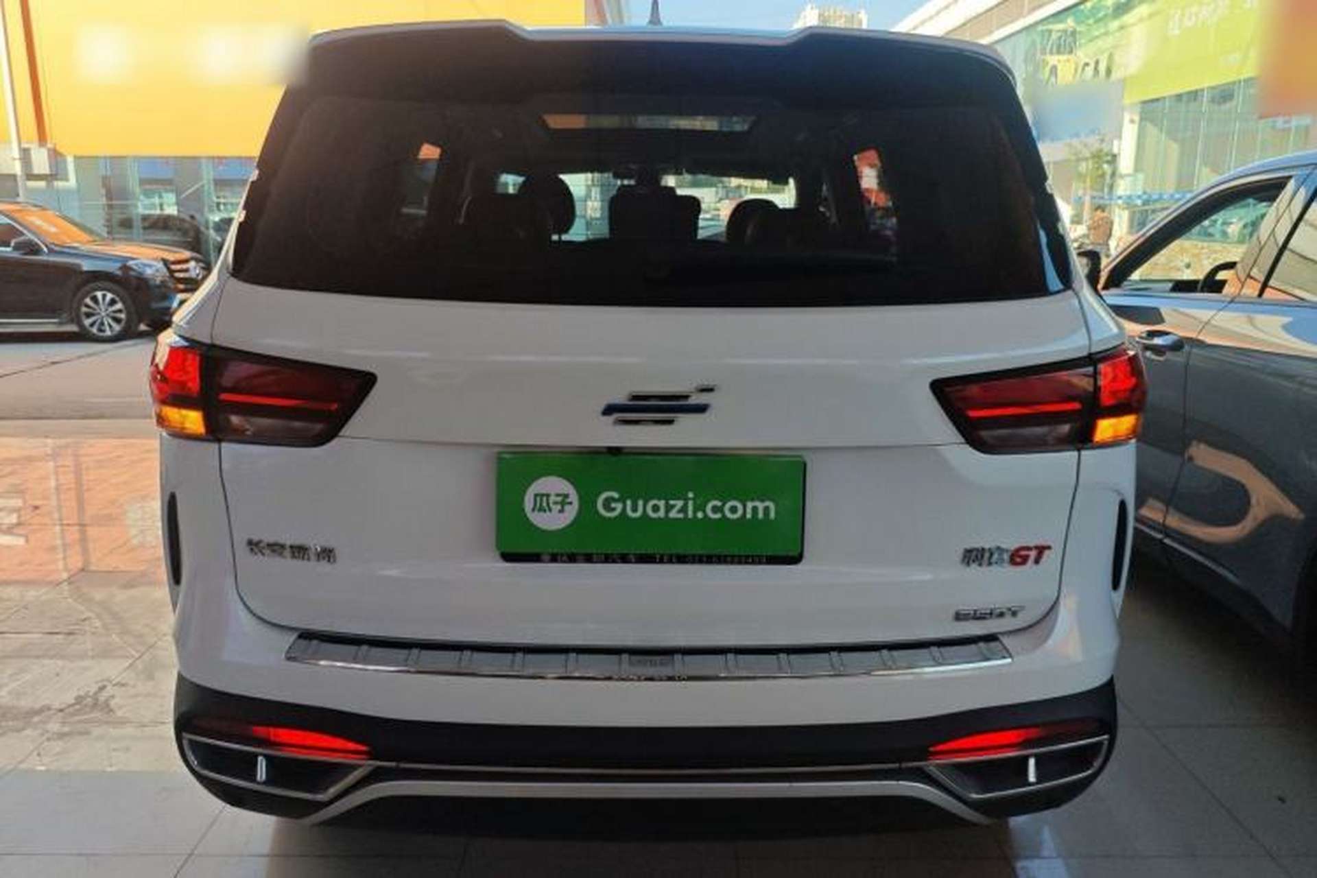 Used CHANGAN OSHAN COS1 2020 GT 2.0T Automatic YueShang Model 7 Seats Rear