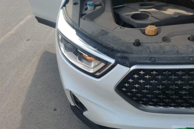 Used CHANGAN OSHAN COS1 2020 1.5T Automatic YueShang Model 5 Seats Right Front Headlight
