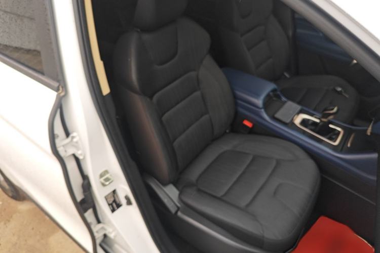 Used CHANGAN OSHAN COS1 2020 1.5T Manual Fashion Edition 6 Seats Right Front Seat