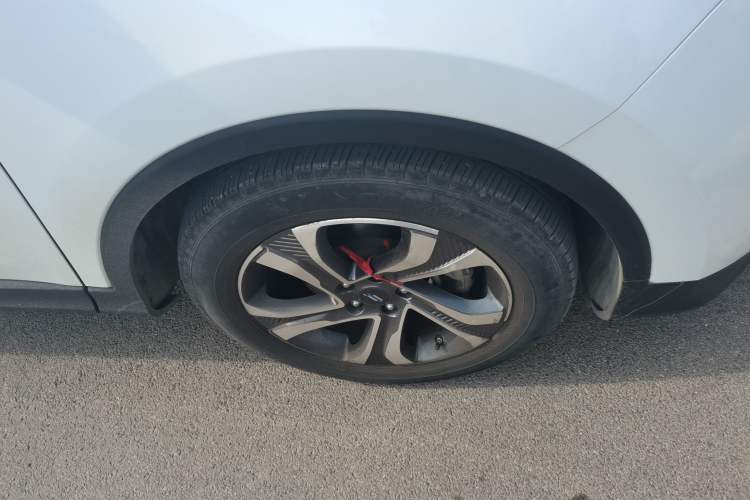 Used CHANGAN OSHAN COS1 2020 1.5T Automatic YueShang Model 5 Seats Right Front Wheel Hub
