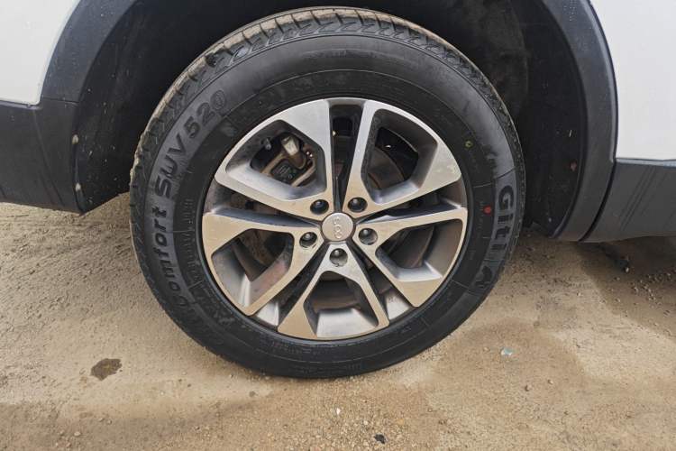 Used CHANGAN OSHAN COS1 2020 1.5T Manual Fashion Edition 6 Seats Right Rear Wheel Hub