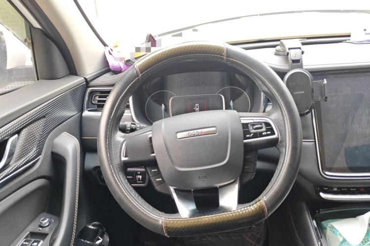 Used CHANGAN OSHAN COS1 2020 1.5T Automatic YueShang Model 7 Seats Steering Wheel