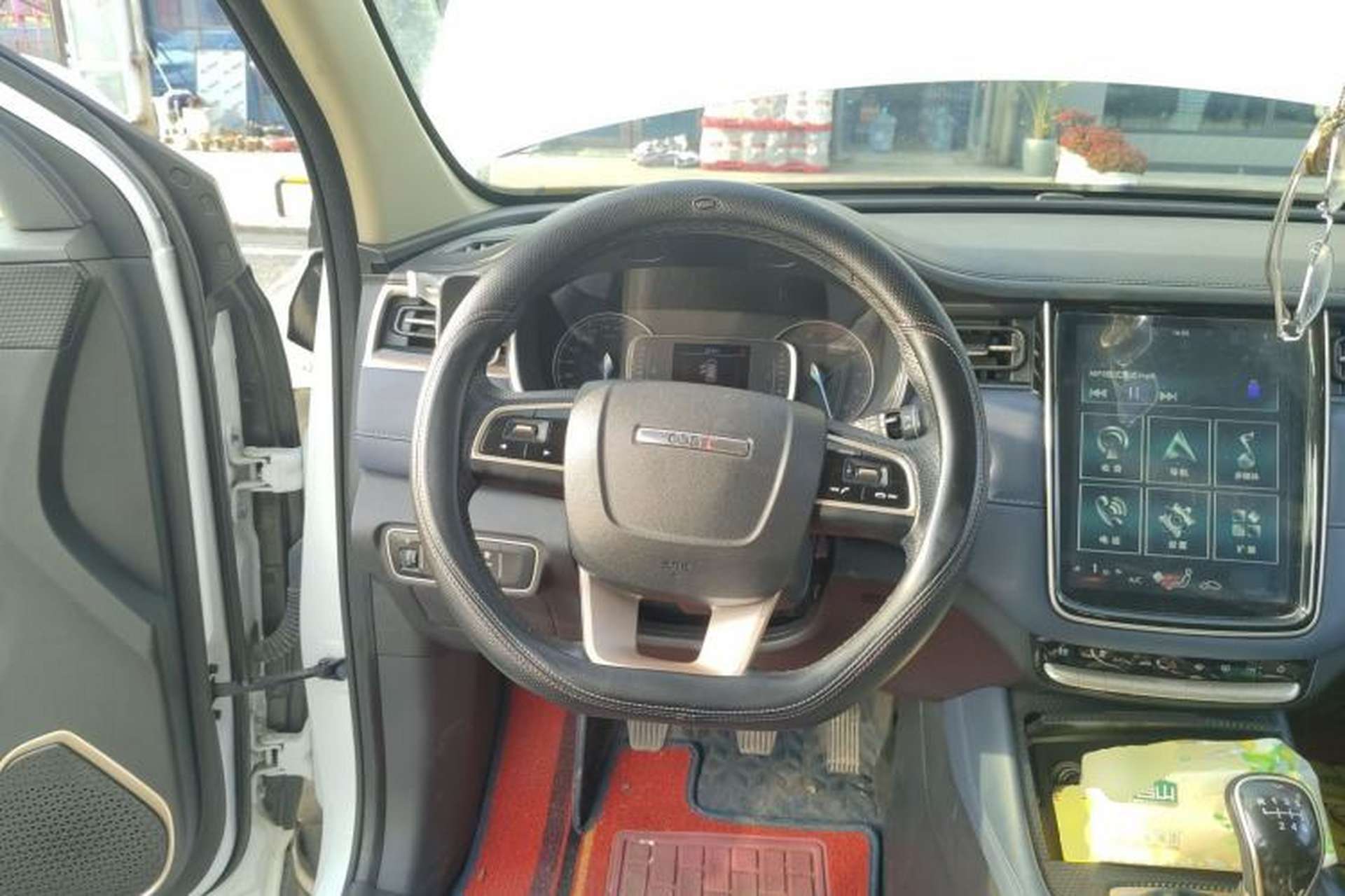 Used CHANGAN OSHAN COS1 2020 1.5T Manual YueShang Model 7 Seats Steering Wheel