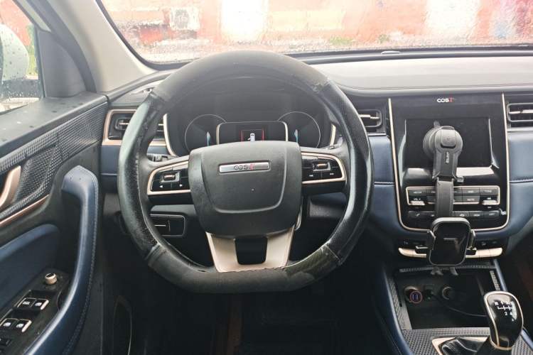 Used CHANGAN OSHAN COS1 2020 1.5T Manual Fashion Edition 6 Seats Steering Wheel