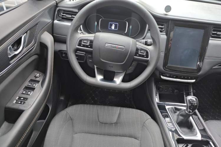 Used CHANGAN OSHAN COS1 2020 1.5T Manual Fashion Edition 7-Seater Steering Wheel
