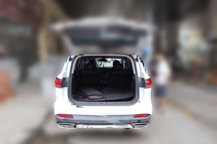 Used CHANGAN OSHAN COS1 2020 1.5T Automatic YueShang Model 6 Seats Trunk