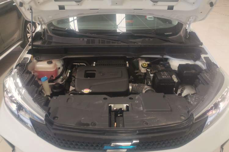 Used CHANGAN OSHAN COS3 2019 1.5L Manual LeShang Model Engine Bay