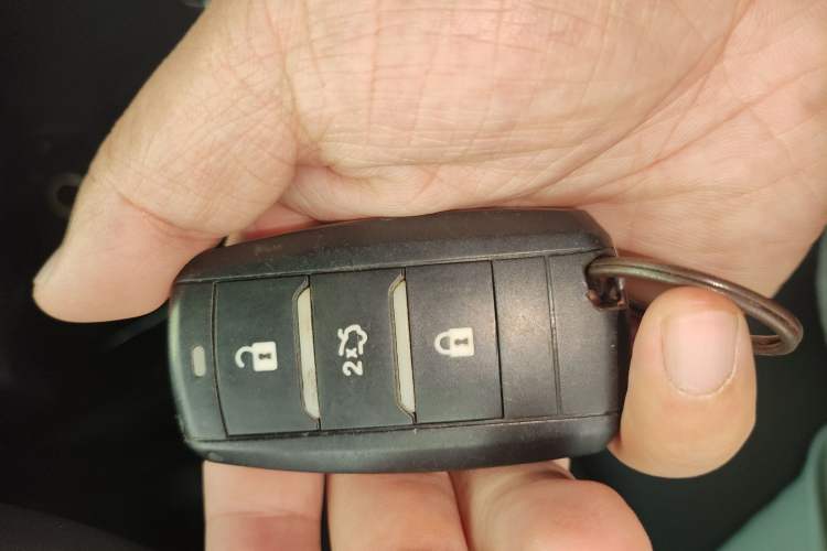 Used CHANGAN OSHAN COS3 2019 1.5L Manual JingShang Model Interior 1
