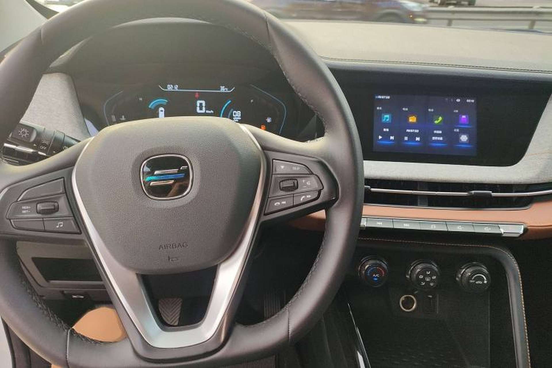 Used CHANGAN OSHAN COS3 2019 1.5L Manual JingShang Model Interior 2