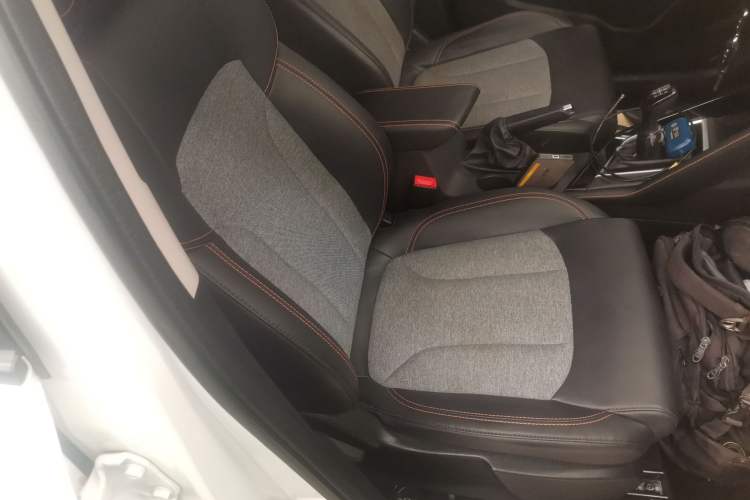 Used CHANGAN OSHAN COS3 2019 1.5L Manual LeShang Model Right Front Seat