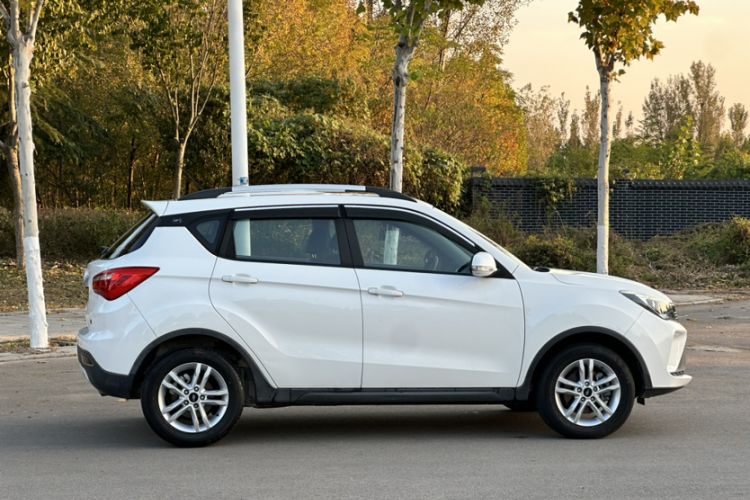 Used CHANGAN OSHAN COS5 2021 1.6L CVT Luxury Model Exterior 2