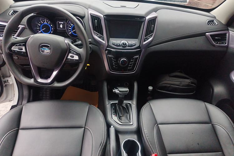 Used CHANGAN OSHAN COS5 2021 1.6L CVT Luxury Model Interior 2