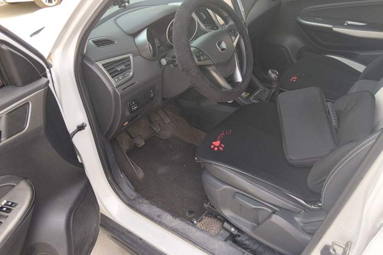 Used CHANGAN OSHAN COS5 2019 1.6L Manual Classic Model China VI Standard Driver Seat