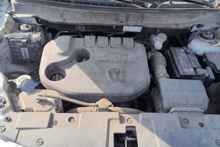 Used CHANGAN OSHAN COS5 2019 1.6L Automatic Classic Model China VI Standard Engine Bay