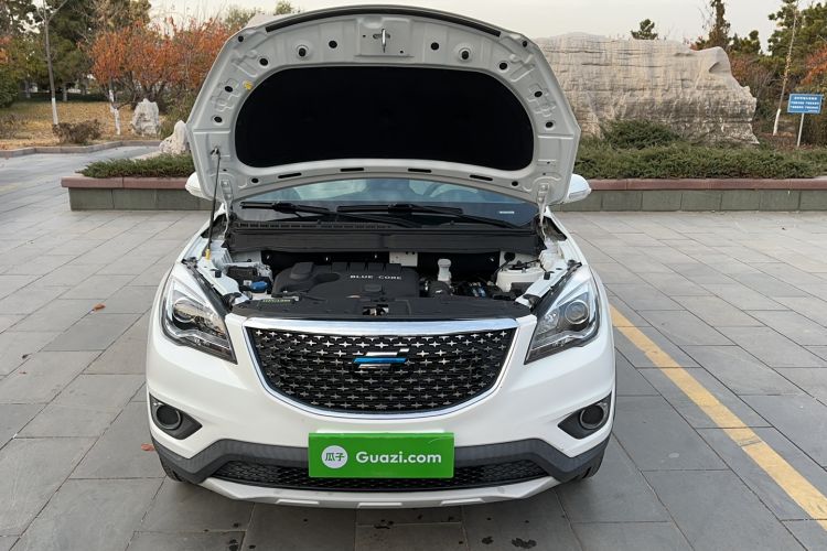 Used CHANGAN OSHAN COS5 2019 1.6L Manual Classic Model China VI Standard Engine Bay