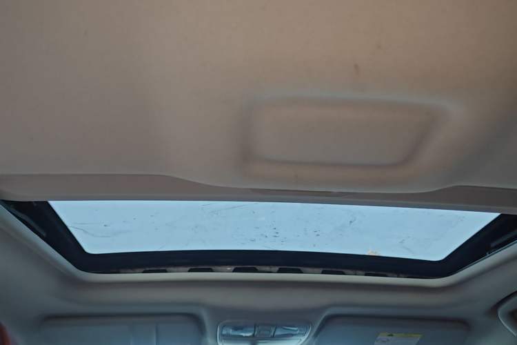Used CHANGAN OSHAN COS5 2019 1.6L Automatic Classic Model China VI Standard Headliner