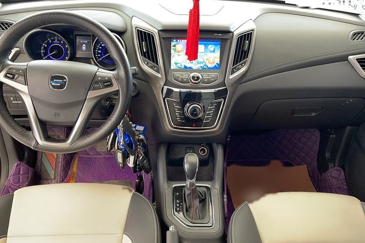 Used CHANGAN OSHAN COS5 2019 1.6L Automatic Classic Model China VI Standard Interior 3