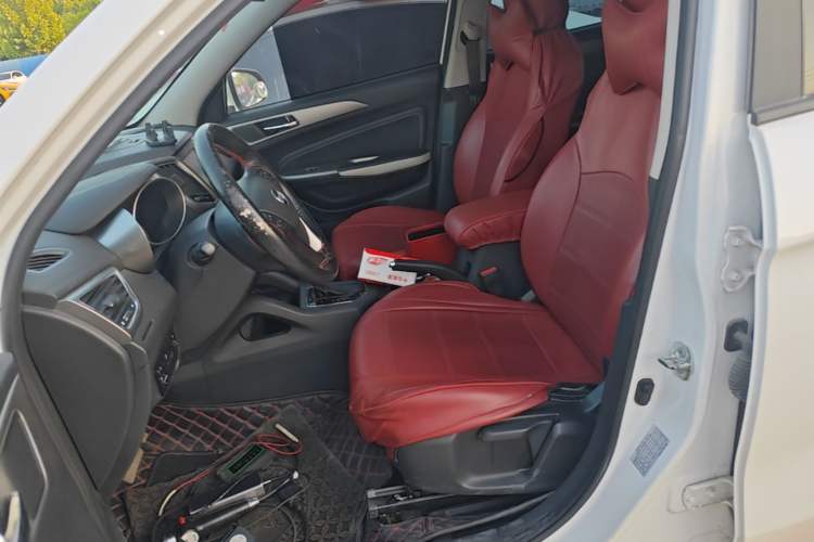Used CHANGAN OSHAN COS5 2019 1.6L Automatic Classic Model China VI Standard Left Front Seat