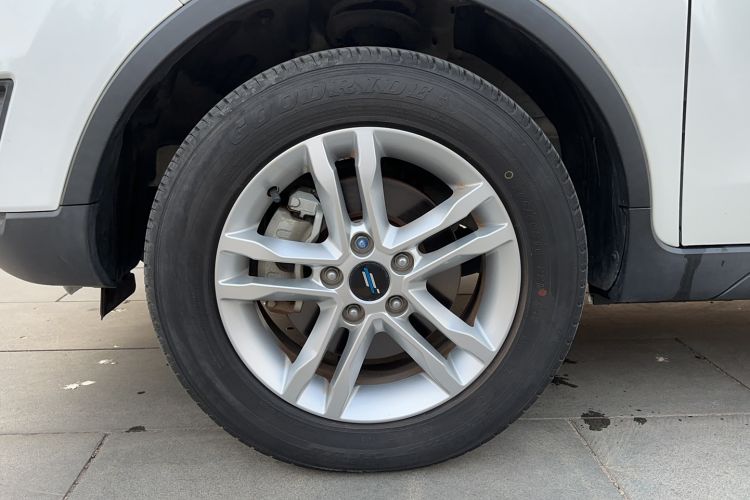 Used CHANGAN OSHAN COS5 2019 1.6L Manual Classic Model China VI Standard Left Front Wheel Hub