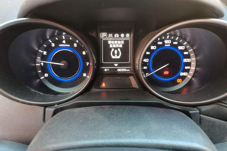 Used CHANGAN OSHAN COS5 2019 1.6L Automatic Classic Version China V Standard Odometer Close Up