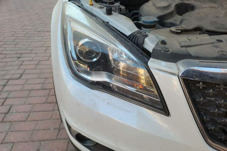 Used CHANGAN OSHAN COS5 2019 1.6L Automatic Classic Version China V Standard Right Front Headlight