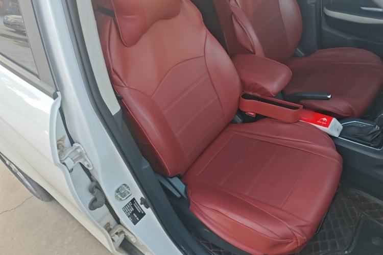 Used CHANGAN OSHAN COS5 2019 1.6L Automatic Classic Model China VI Standard Right Front Seat