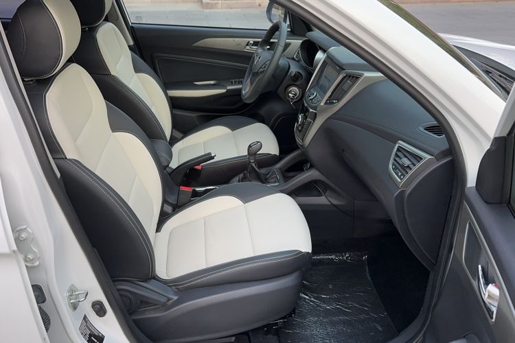 Used CHANGAN OSHAN COS5 2019 1.6L Manual Classic Model China VI Standard Right Front Seat