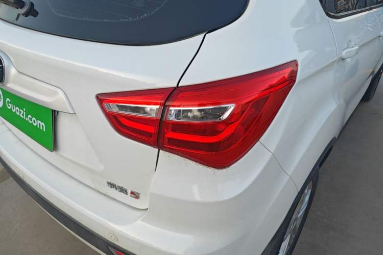 Used CHANGAN OSHAN COS5 2019 1.6L Automatic Classic Model China VI Standard Right Rear Taillight